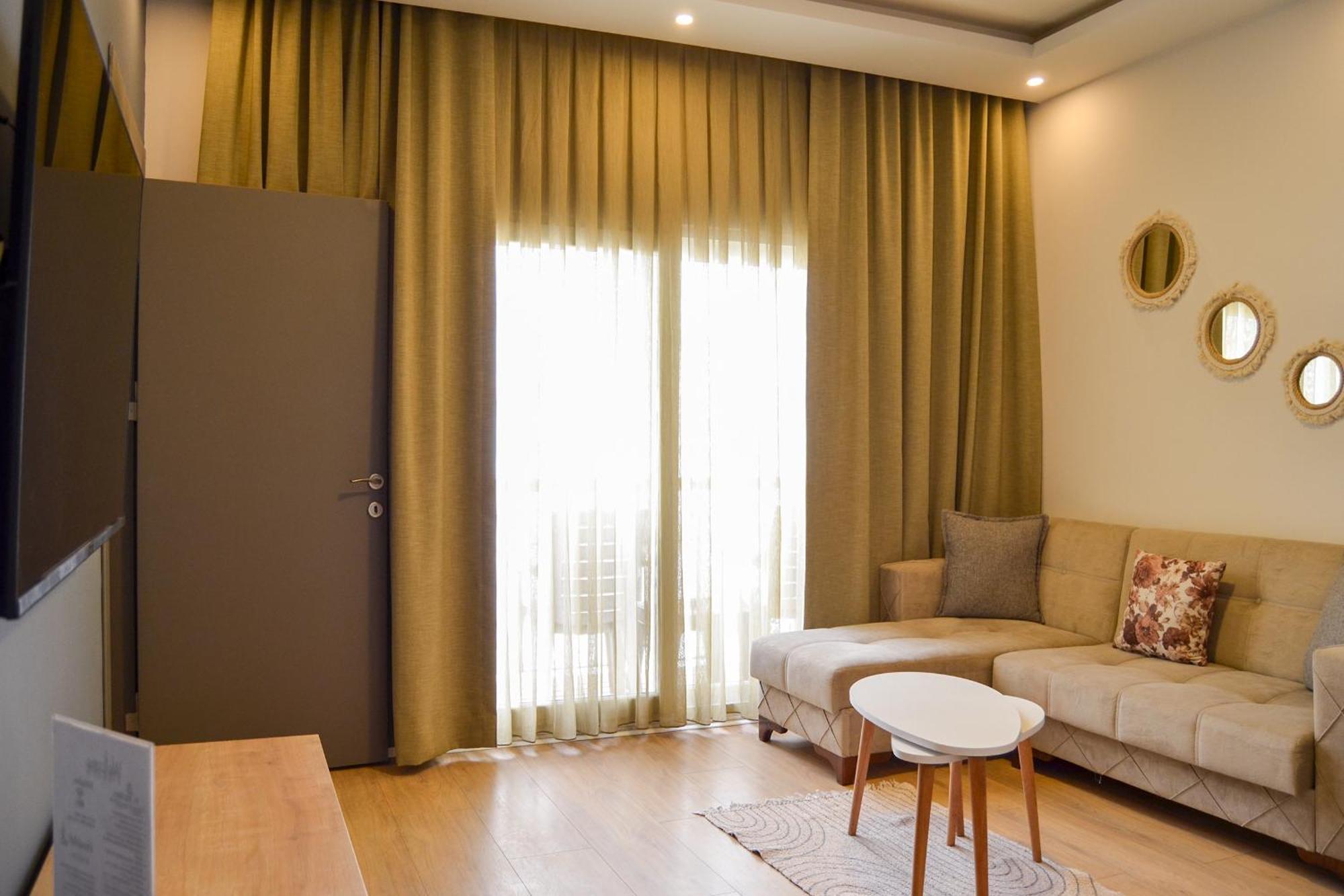Loca Centre Suites Bodrum ภายนอก รูปภาพ